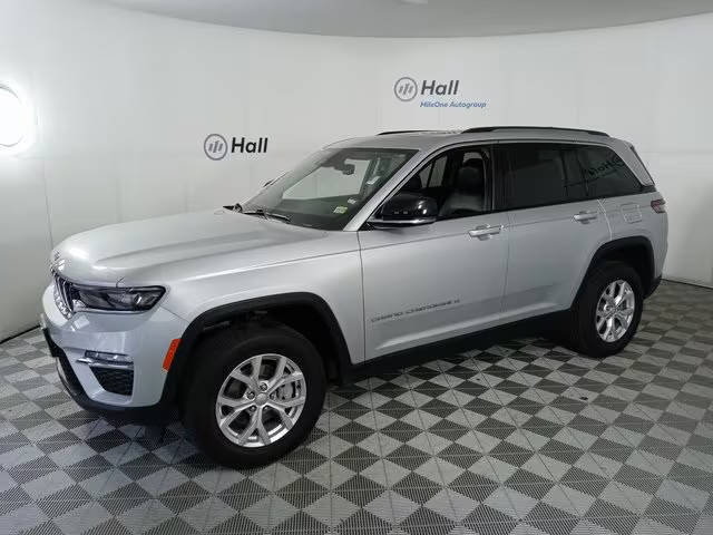 2023 Jeep Grand Cherokee Limited 4WD photo