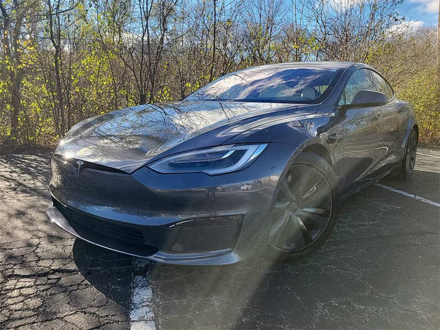 2022 Tesla Model S  AWD photo