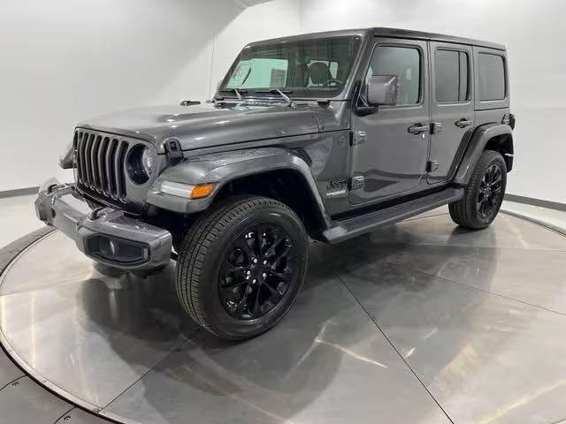 2021 Jeep Wrangler Unlimited Unlimited Sahara High Altitude 4WD photo