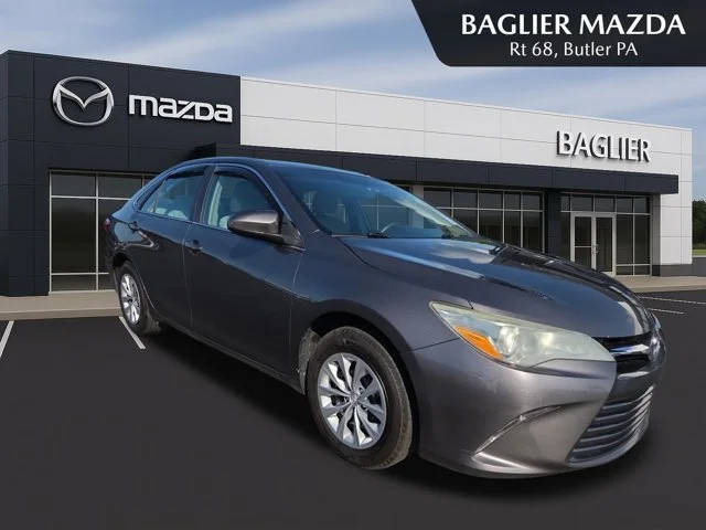 2015 Toyota Camry SE FWD photo