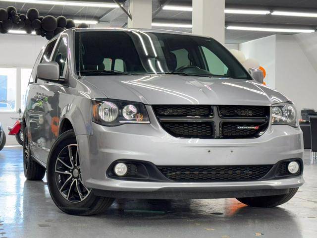 2018 Dodge Grand Caravan SE Plus FWD photo