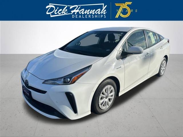 2022 Toyota Prius LE FWD photo