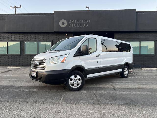 2019 Ford Transit Passenger Wagon XLT RWD photo