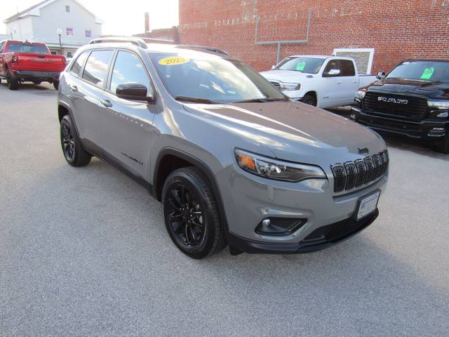 2023 Jeep Cherokee Altitude Lux 4WD photo
