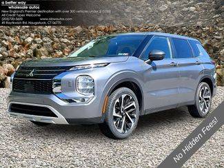 2022 Mitsubishi Outlander Black Edition 4WD photo