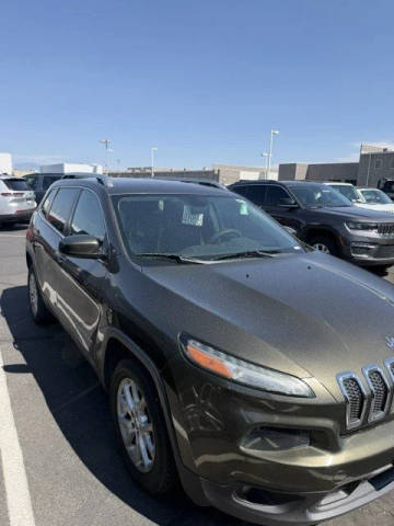 2015 Jeep Cherokee Latitude FWD photo