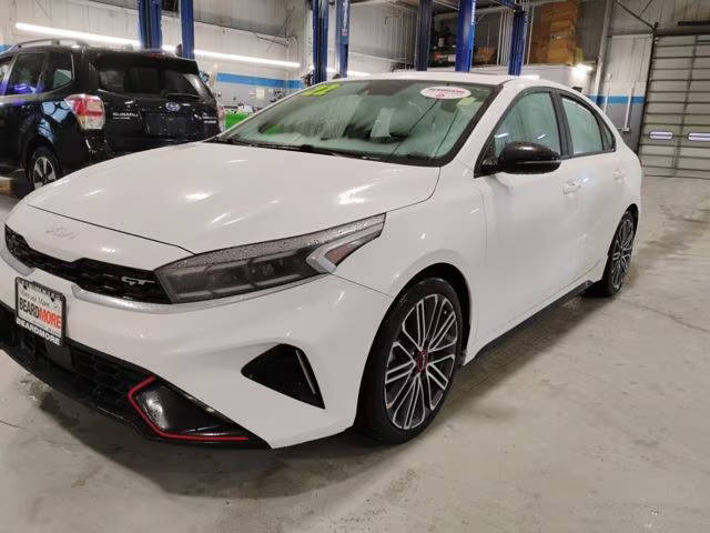 2022 Kia Forte GT FWD photo