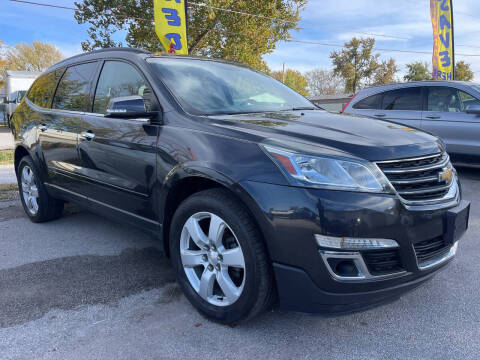 2016 Chevrolet Traverse LT FWD photo