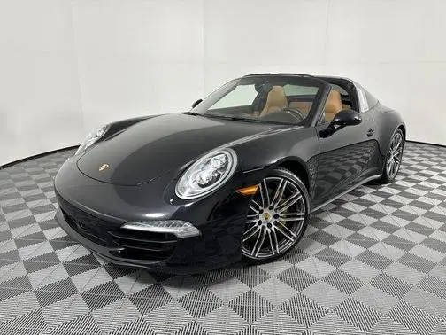 2015 Porsche 911 4S AWD photo