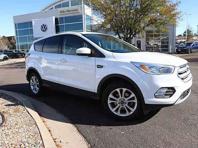 2019 Ford Escape SE FWD photo