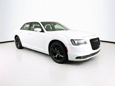 2023 Chrysler 300 300S RWD photo