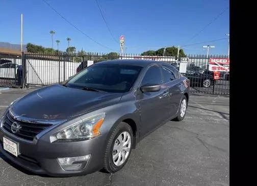 2015 Nissan Altima 2.5 S FWD photo