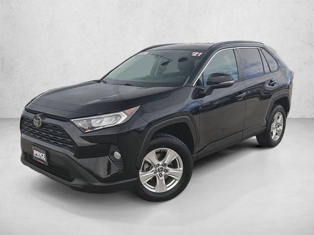 2021 Toyota RAV4 XLE AWD photo