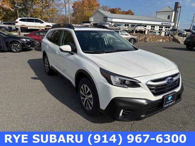 2022 Subaru Outback Premium AWD photo