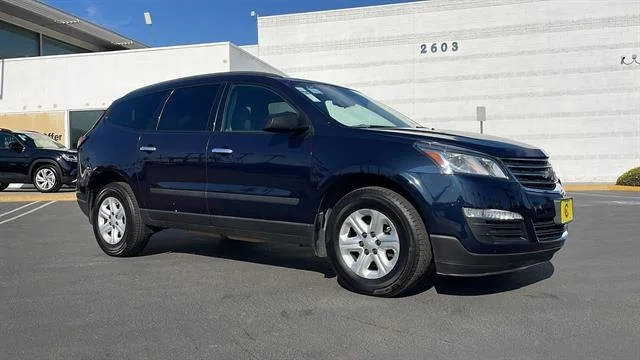 2015 Chevrolet Traverse LS FWD photo