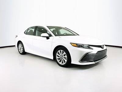 2023 Toyota Camry LE FWD photo