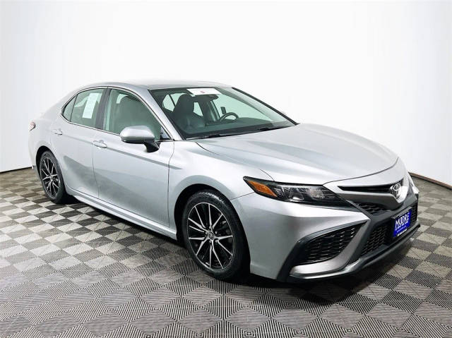 2021 Toyota Camry SE FWD photo