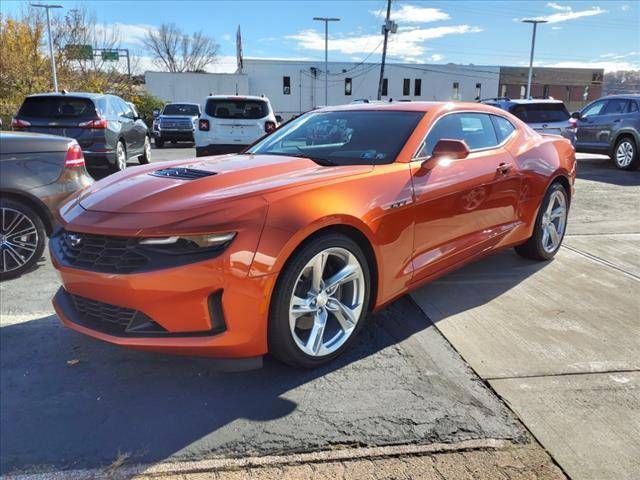 2022 Chevrolet Camaro LT1 RWD photo