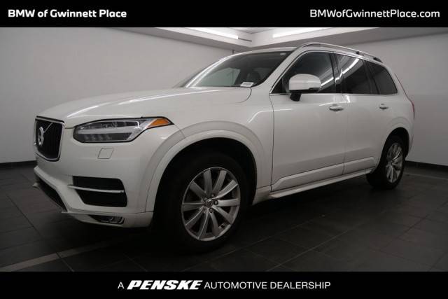 2016 Volvo XC90 T6 Momentum AWD photo