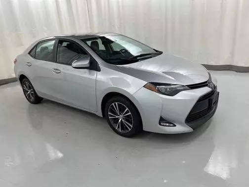 2018 Toyota Corolla LE FWD photo