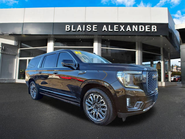 2023 GMC Yukon XL Denali Ultimate 4WD photo