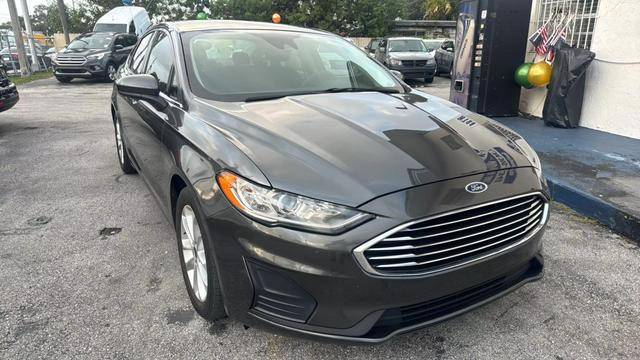 2019 Ford Fusion SE FWD photo