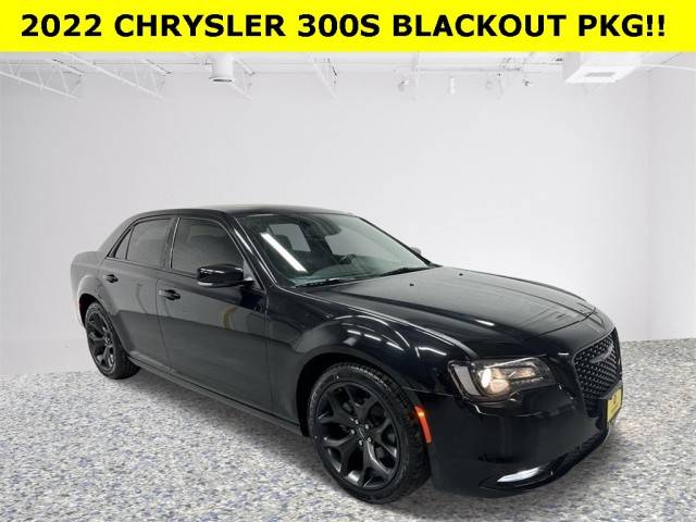 2022 Chrysler 300 300S RWD photo