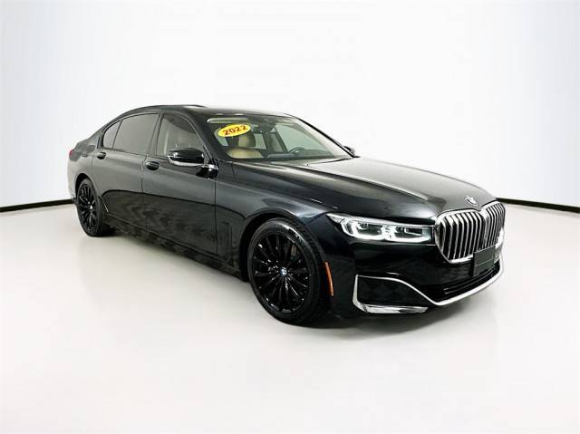 2022 BMW 7 Series 740i RWD photo