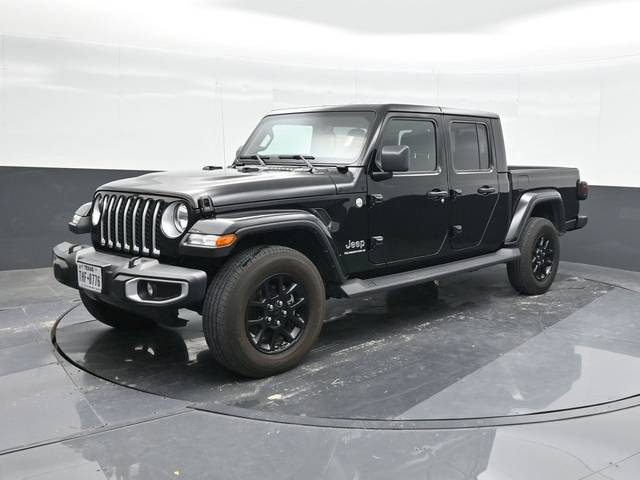 2023 Jeep Gladiator Overland 4WD photo