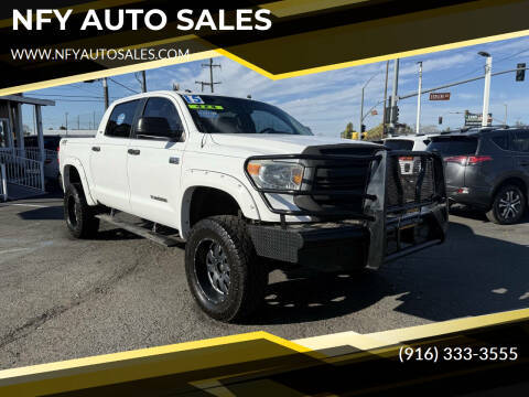 2015 Toyota Tundra SR5 4WD photo