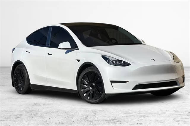 2023 Tesla Model Y Long Range AWD photo