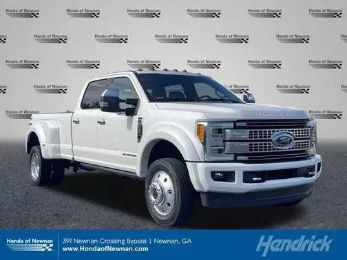 2019 Ford F-450 Super Duty Platinum 4WD photo