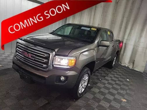 2015 GMC Canyon 4WD SLE 4WD photo