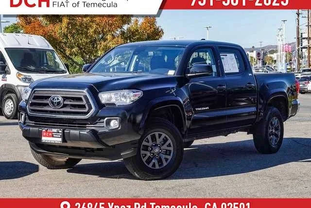 2022 Toyota Tacoma SR5 4WD photo