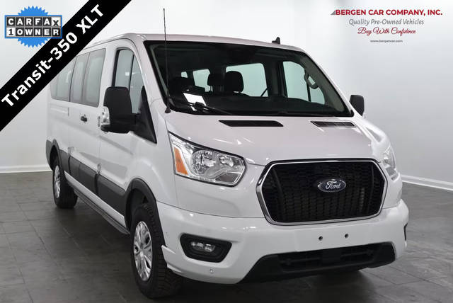 2021 Ford Transit Passenger Wagon XL RWD photo