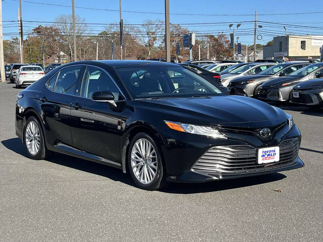 2020 Toyota Camry XLE AWD photo