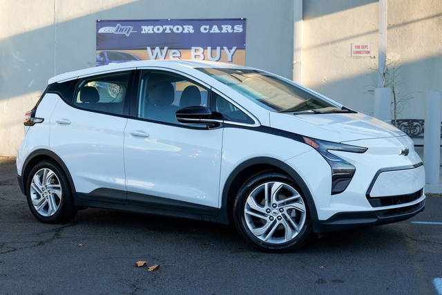 2023 Chevrolet Bolt 1LT FWD photo