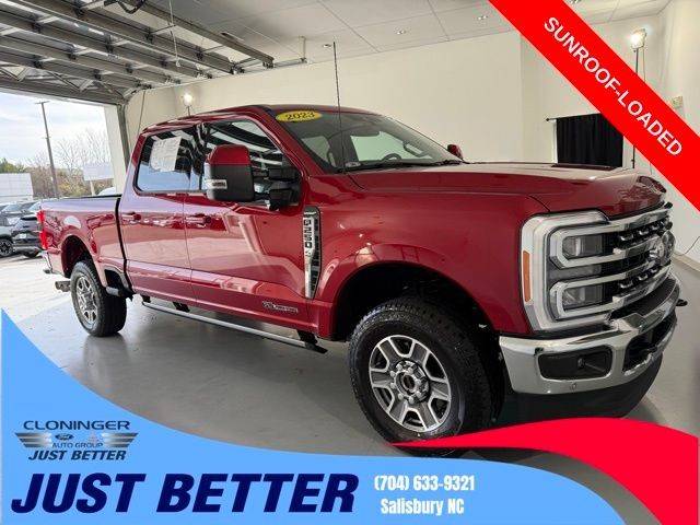 2023 Ford F-250 Super Duty LARIAT 4WD photo