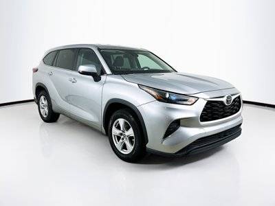 2023 Toyota Highlander L FWD photo