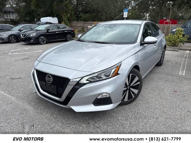 2022 Nissan Altima 2.5 SV FWD photo