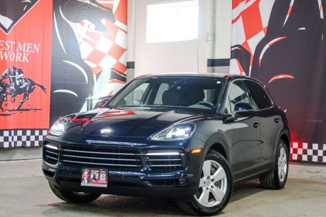 2021 Porsche Cayenne  AWD photo