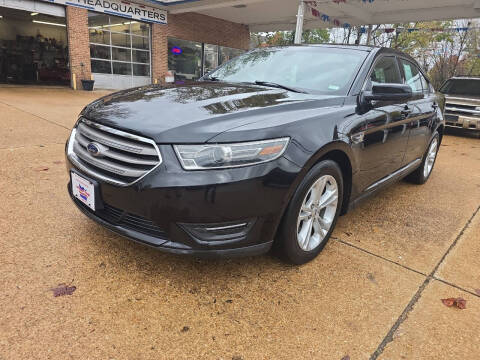 2019 Ford Taurus SEL FWD photo