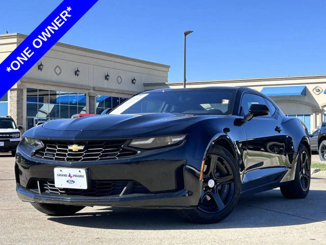 2022 Chevrolet Camaro 1LT RWD photo