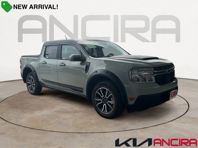 2022 Ford Maverick LARIAT FWD photo