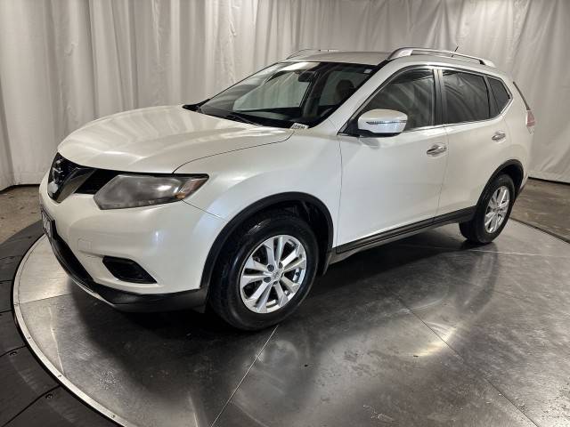 2015 Nissan Rogue SV AWD photo