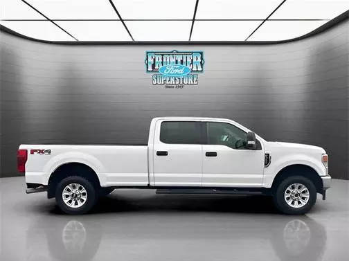 2022 Ford F-350 Super Duty XLT 4WD photo