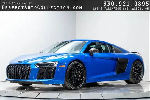 2017 Audi R8 V10 plus AWD photo