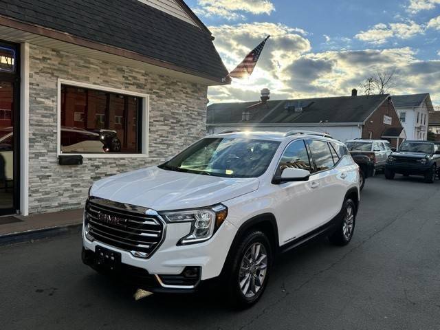 2023 GMC Terrain SLT AWD photo