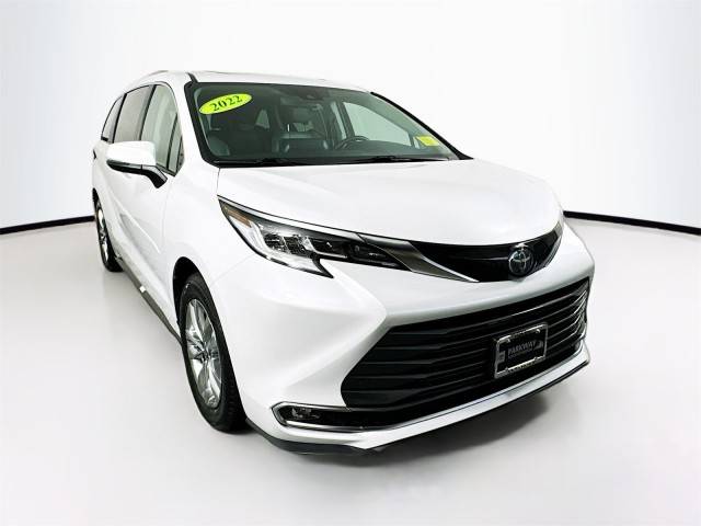 2022 Toyota Sienna Limited AWD photo