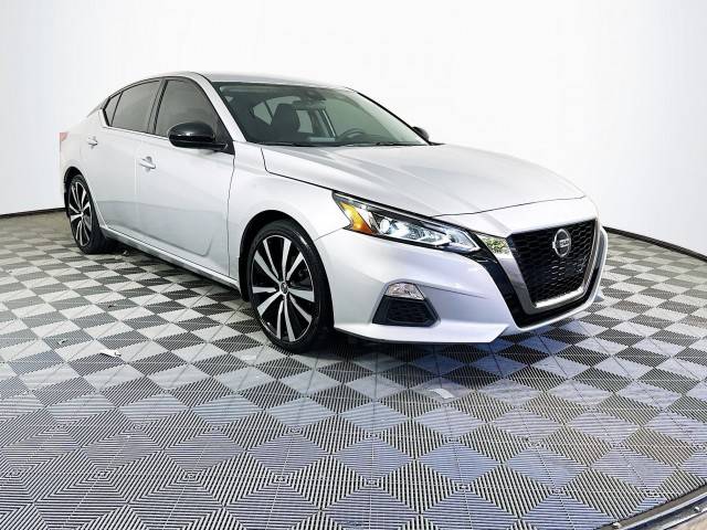 2022 Nissan Altima 2.5 SR FWD photo